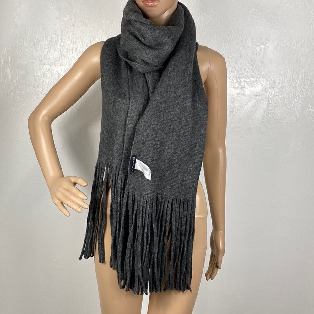 Lucky Brand gray fringe detail winter knit scarf